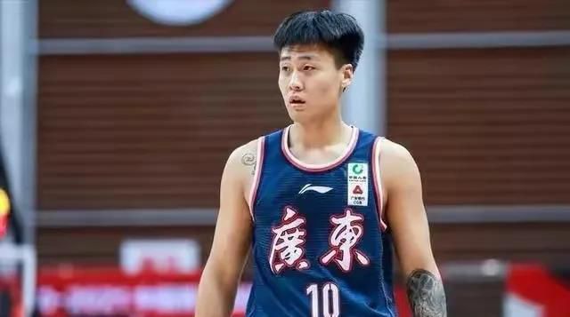 目前26岁的巴雷拉已经在意甲出场超过250次，也是今年唯一进入金球奖前30名的意大利球员，他已经是世界上最好的中场球员之一。